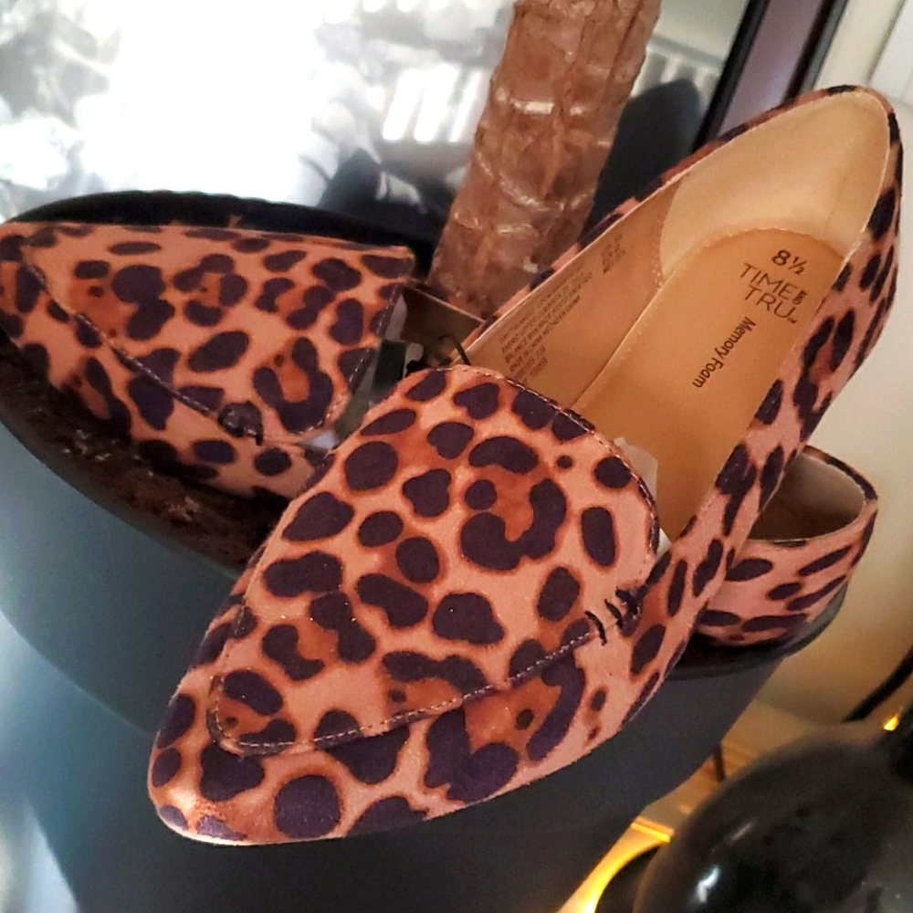 Flat Shoes
